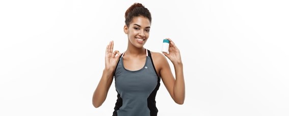 Mulher com manipulado para emagrecer