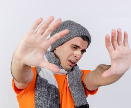 homem de gorro doente no inverno